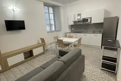 Image de Appartement-Confort-Salle de bain privée séparée-Vue sur la cour-Suite