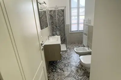 Image de Appartement-de Luxe-Douche-Vue sur la cour-Junior suite