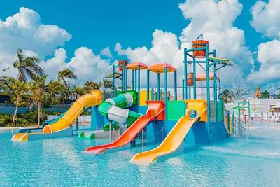 Image de Deluxe Suite King Bed & Sofa Bed at Hard Rock Hotel & Casino Punta Cana