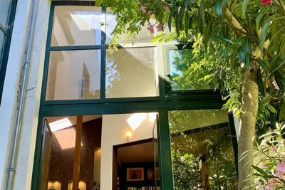 Image de Cette maison paisible offre un séjour pour toute la famille à 15 min de Paris.