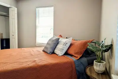 Image de Charming 2-bedroom house in peaceful Clovis with Fiber Internet with WiFi