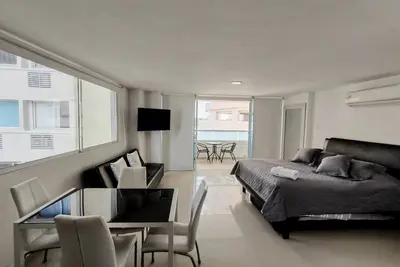 Image de Spectacular apartment near the Walled City by Parceros Group