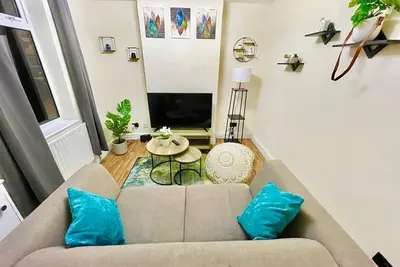 Image de Chatham Home - Sleeps 6 - Close to Station - Wifi