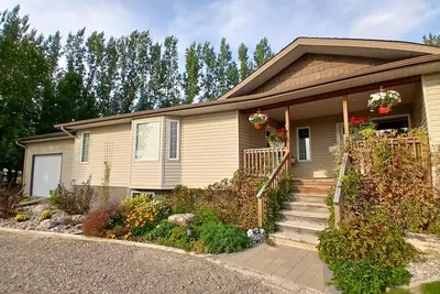 Image de Guest suite near Lethbridge