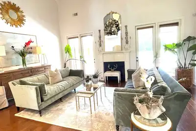 Image de Spacious estate in lovely Oxford on ten acres