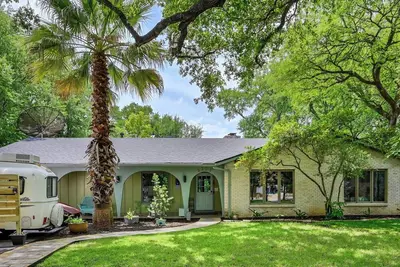 Image de Cozy Suite On A Creek - Sleeps 4