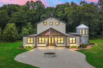 Image de Kouts Home: High-End Retreat in Secluded Setting