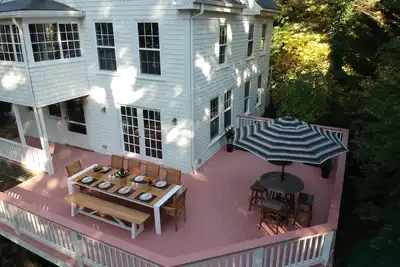 Image de Charming 4-bedroom country house with WiFi and Ac in Falmouth