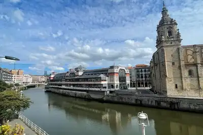 Bilbao with views of the Ría and San Antón church