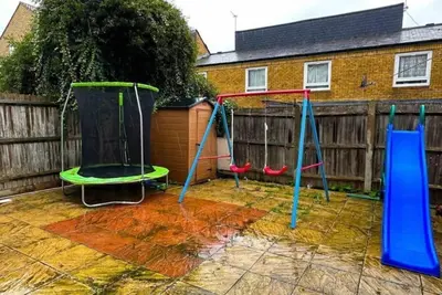 Image de Superb 3-bedroom apartment with Garden and Lawn in London