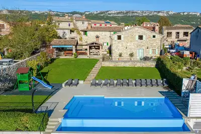 Image de Villa Denis Village in Central Istria for 28 people pet friendly complex of 4 stone houses