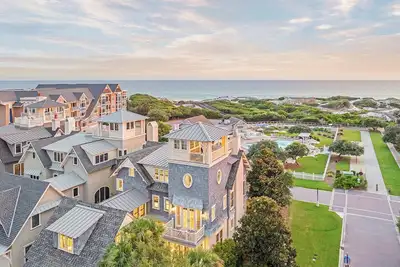 Image de Sunset at 409|Private Community Beach Access|Gulf Views|Private Pool|Golf Cart