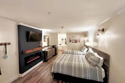 Cozy Shanty Creek getaway at the Legend