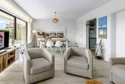 Image de 2 chambres à coucher à De Panne