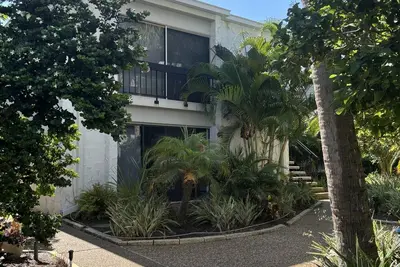 Charming Studio condo on the beach fully remodeled!