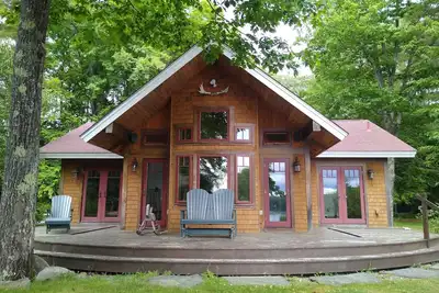Image de 3 Beautiful Finnish Cabins with Sauna on Lake Monomonac