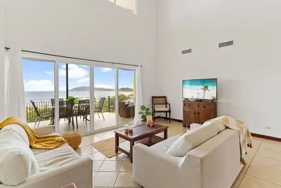 Image de Spacious Penthouse with Ocean Views