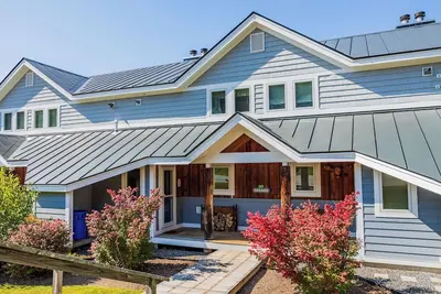 Image de Ski In/Out Condo with Direct Access to Kingdom Trails