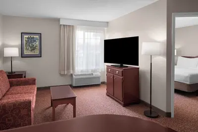 Image de 3 Convenient 1br Suites w/ Kitchen Near Bellevue Arts Museum – Just Minutes Away