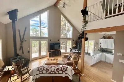 Image de Warm Mountain Escape Secluded Peaceful Hot Tub