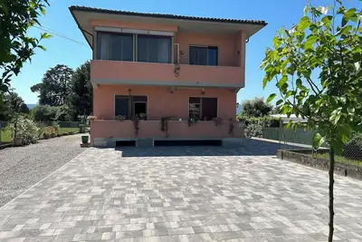 Image de Cozy duplex 2 km from Lucca