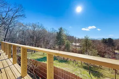 Image de Stunning Dog-friendly Mountain Retreat with 4 Br and views