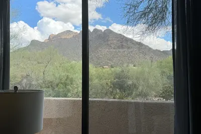 Image de Oro Valley Mountain View Town Home - Close to Everything