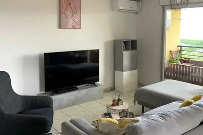 Image de Superb apartment in high valley, parking, sea view -ba