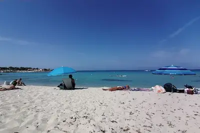 Image de Charming first floor apartment near the beach