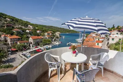 Image de Appartement Marko (10178-A1) - Stomorska - île de Solta