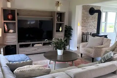 Farmhouse with a Valley View 2 Bedroom