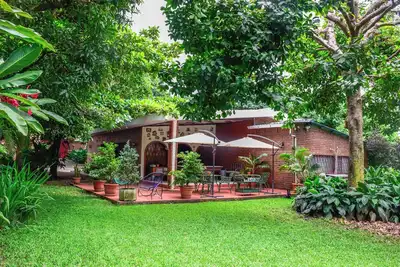 Image de Quinta Maquilishuat, 3 minutes from Ramblas Santa Ana