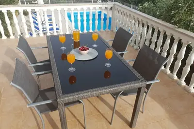 Image de Appartements Olive Garden (10536-A1) - Biograd