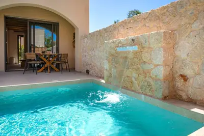 Image de Throubi Villa: 2br Corfu Retreat - Pool, WiFi, 7min to Airport