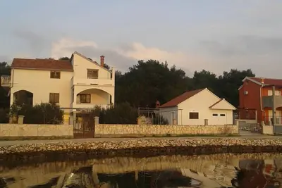 Appartements Ivo (107291-A1) - Veli Rat (Dugi otok)