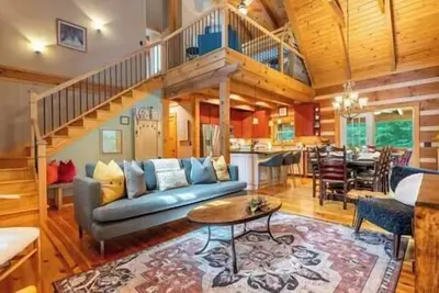 Image de Cozy Family Cabin Retreat with hot tub. Nestled in the Appalachian Mountains