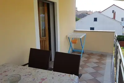 Appartement Zvone (10708-A1) - Veli Rat (Dugi otok)
