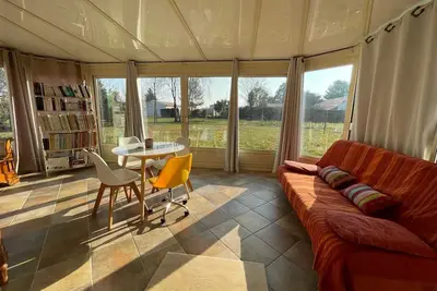 Image de Homerez - Maison accueillante à Gémozac - 100 m² avec jardin fertile.