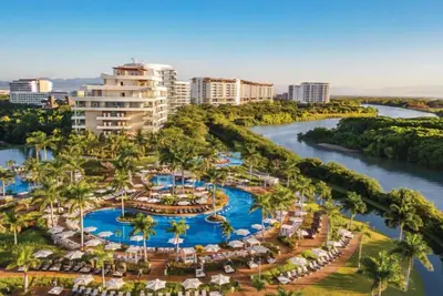 Image de 1 Grand Luxxe | Concierge | Pool | Hot Tub | Lux Resort