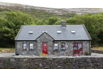 Image de Stone Cottage the Burren, Ballyvaughan, Wild Atlantic Way. Wifi/Spring Water
