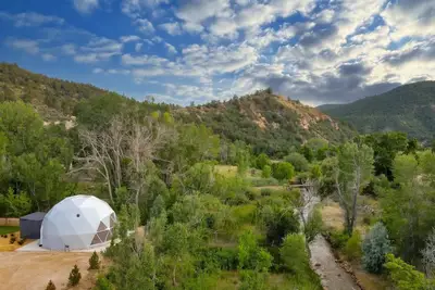 Image de Dome Retreat Near Zion. Hot Tub and Sauna.