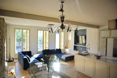 Appartement de charme rénové, idéal skieurs, randonneurs. . .