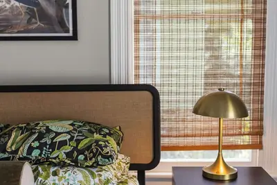 Image de The Waverly House. A Vintage-Mod Bungalow in Columbus.