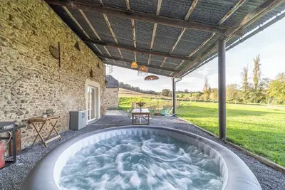Image de Gîte 4 étoiles à la campagne avec jacuzzi privatif
