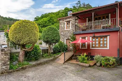 Image de Appartement \"Nando\" avec vue sur les montagnes, terrasse privée et Wi-Fi