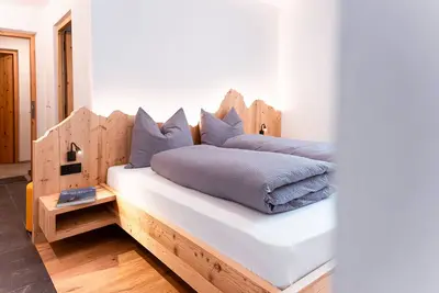Image de Studio 'Chalet Tribulaun - Apt 1' avec vue sur les montagnes, terrasse privée et Wi-Fi