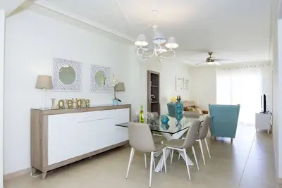 Image de Águilas Playa Colonia Spacious and Centrally Located Parking Lot