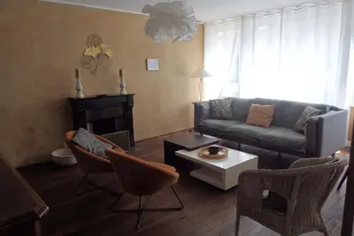 Image de Le patio d'Helxine, maison de ville avec patio, commerces, à 15 mn de la côte