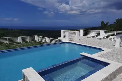 Image de Runaway bay Villa Jamaica with a spectacular view of the Caribbean sea