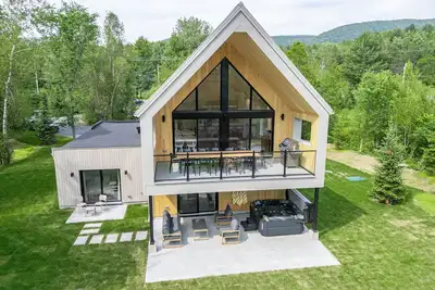Image de Le Østa | Construction 2024 | Bromont 5km | Spa
